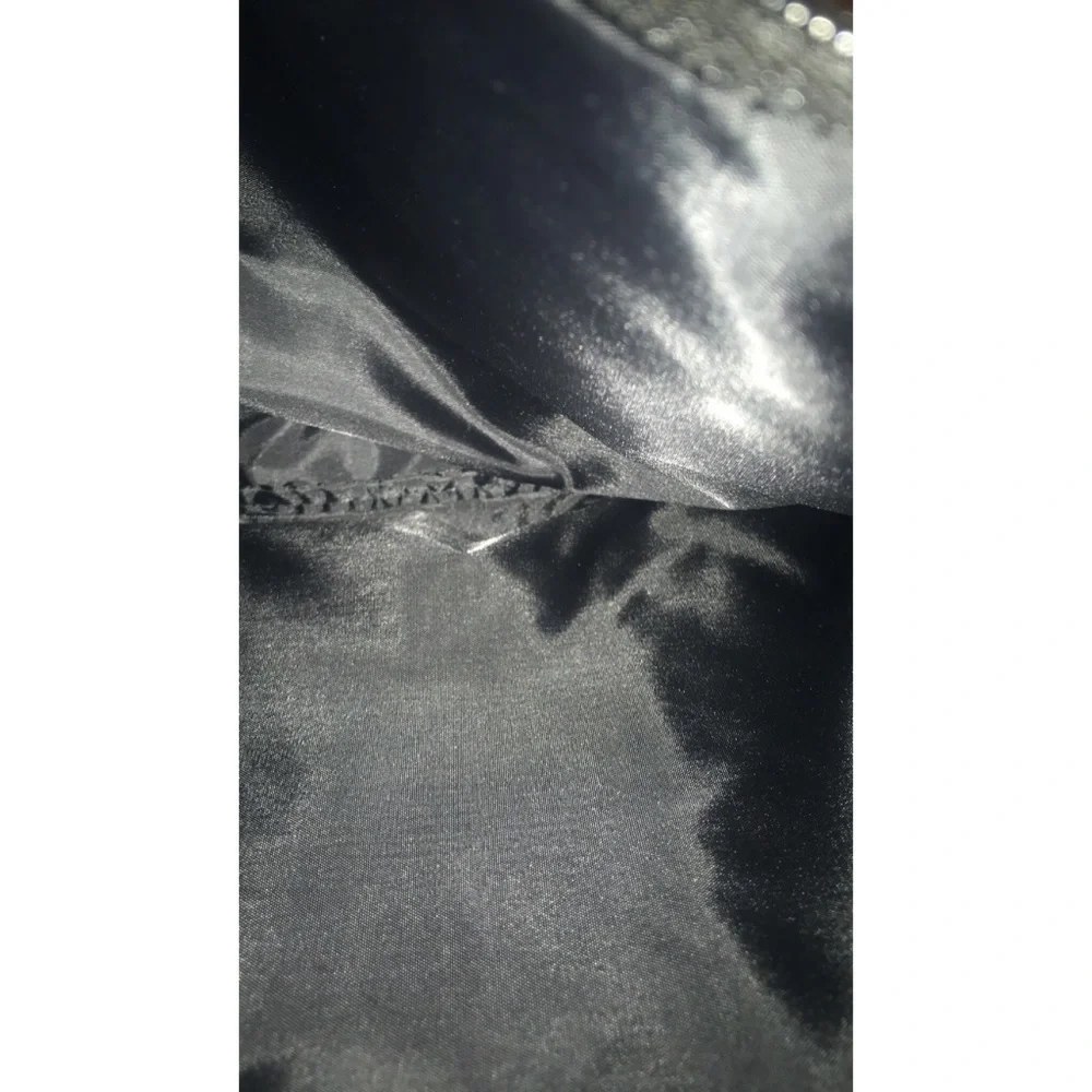 N/A black makeup